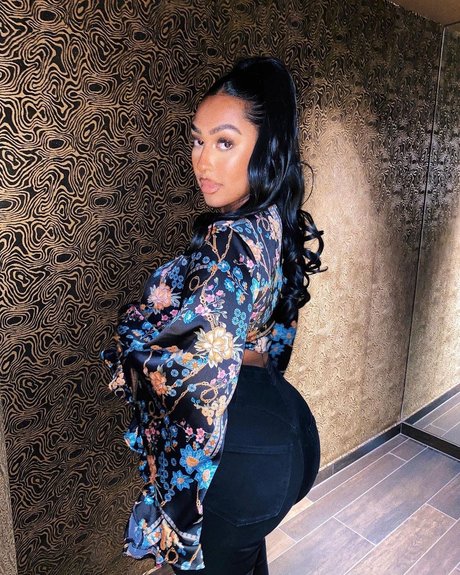 army milf onlyfans hot nude image