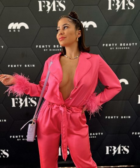 trans dominatrix onlyfans pornos pic