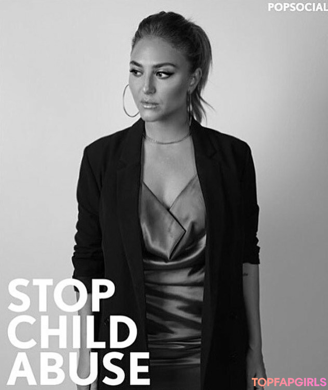 Cassie Scerbo star nudes images
