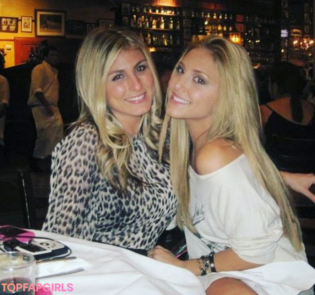 Cassie Scerbo actress photo