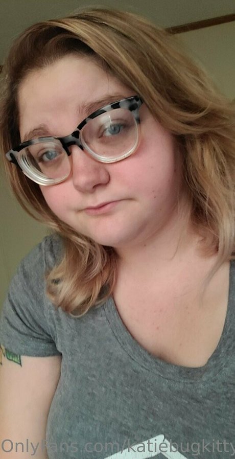 katiebugkitty122 pornstar top pic