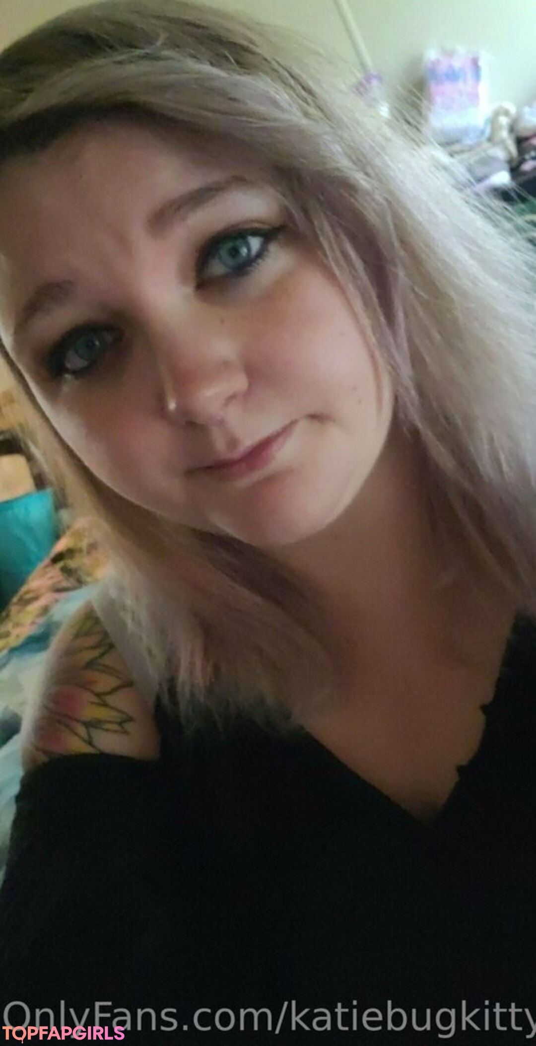 katiebugkitty122 model exclusive pics