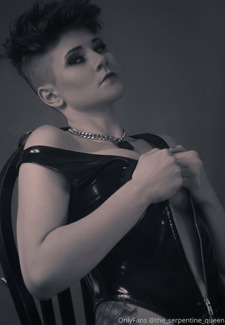 adalindgrayxo star hot pic