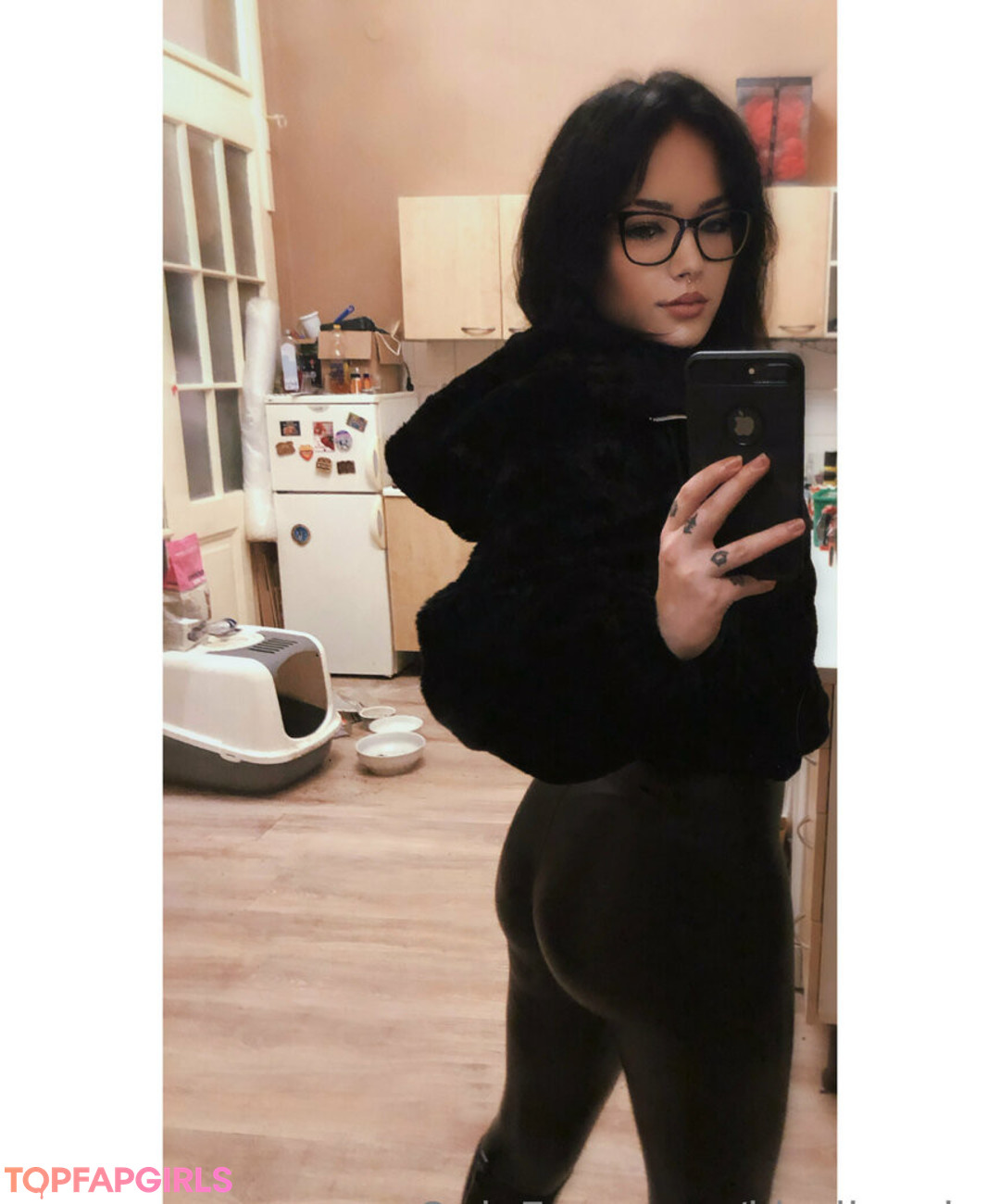 emo slut onlyfans naked images