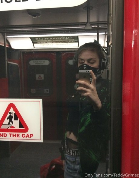 skinny big tits onlyfans erotic pic