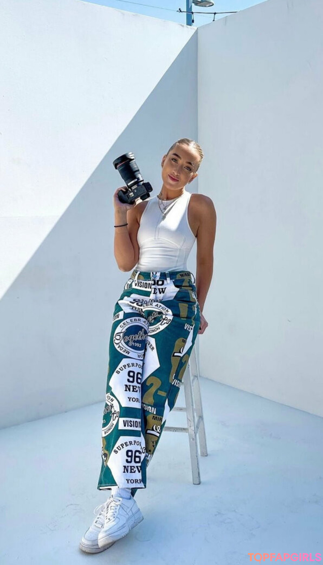 indian milf onlyfans top pic