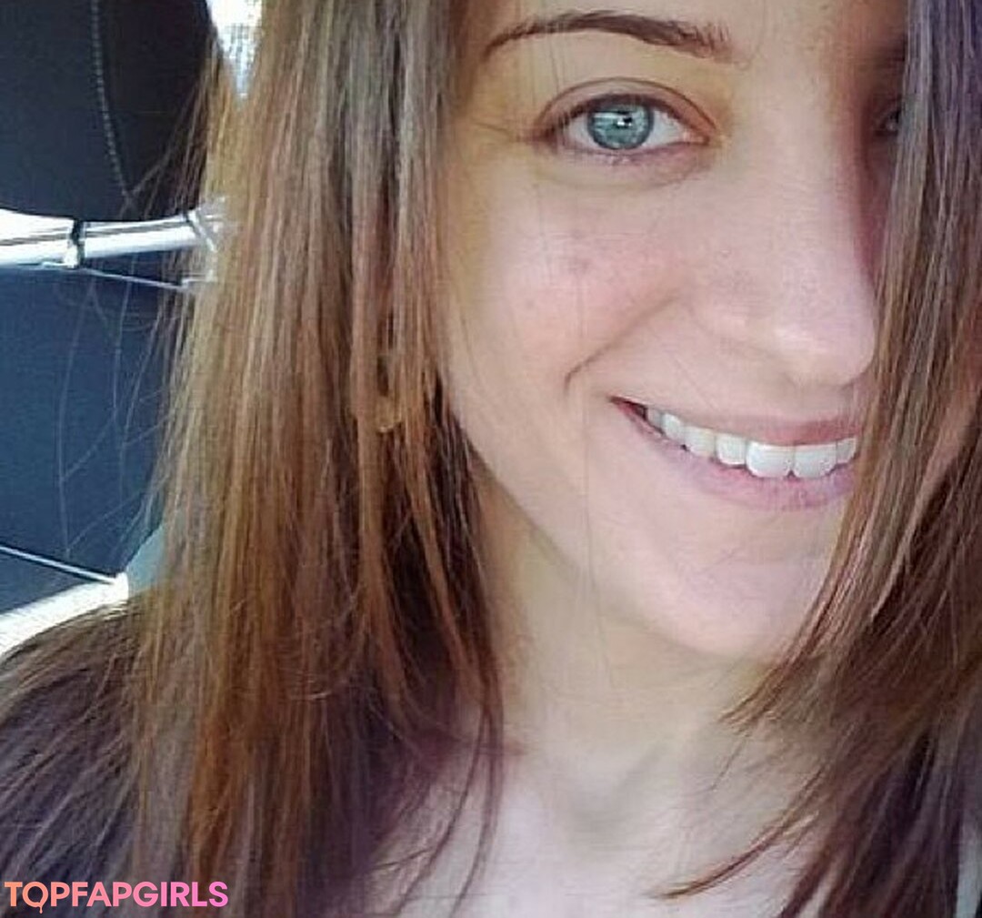 busty redhead onlyfans beautiful pictures
