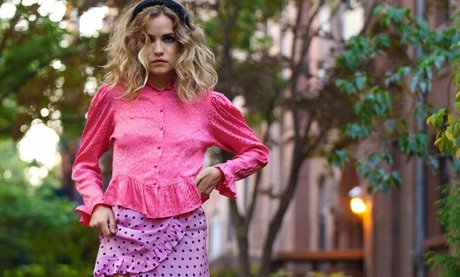 Willa Fitzgerald pornstar free pictures