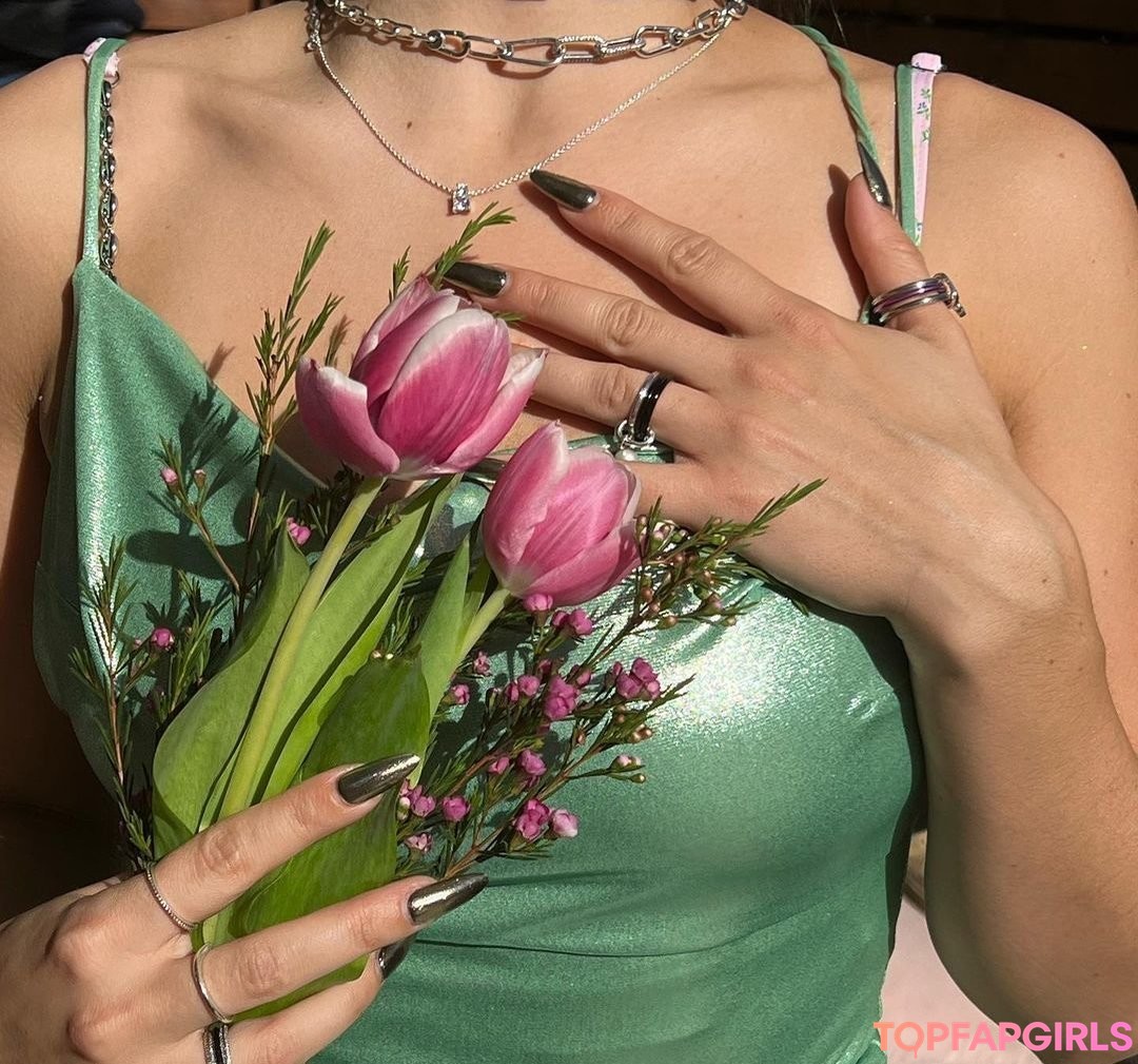 submissive onlyfans hot naked picture