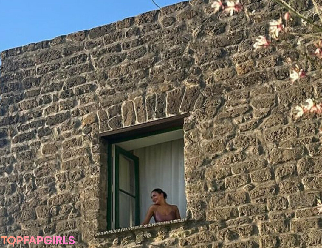 Charli XCX high quality pornstar picture