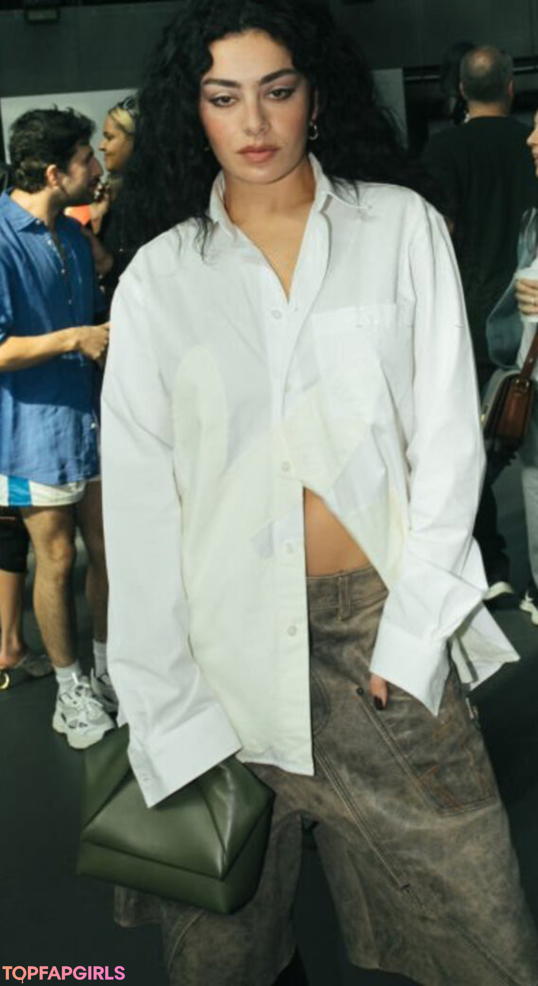 Charli XCX sexy model gallery