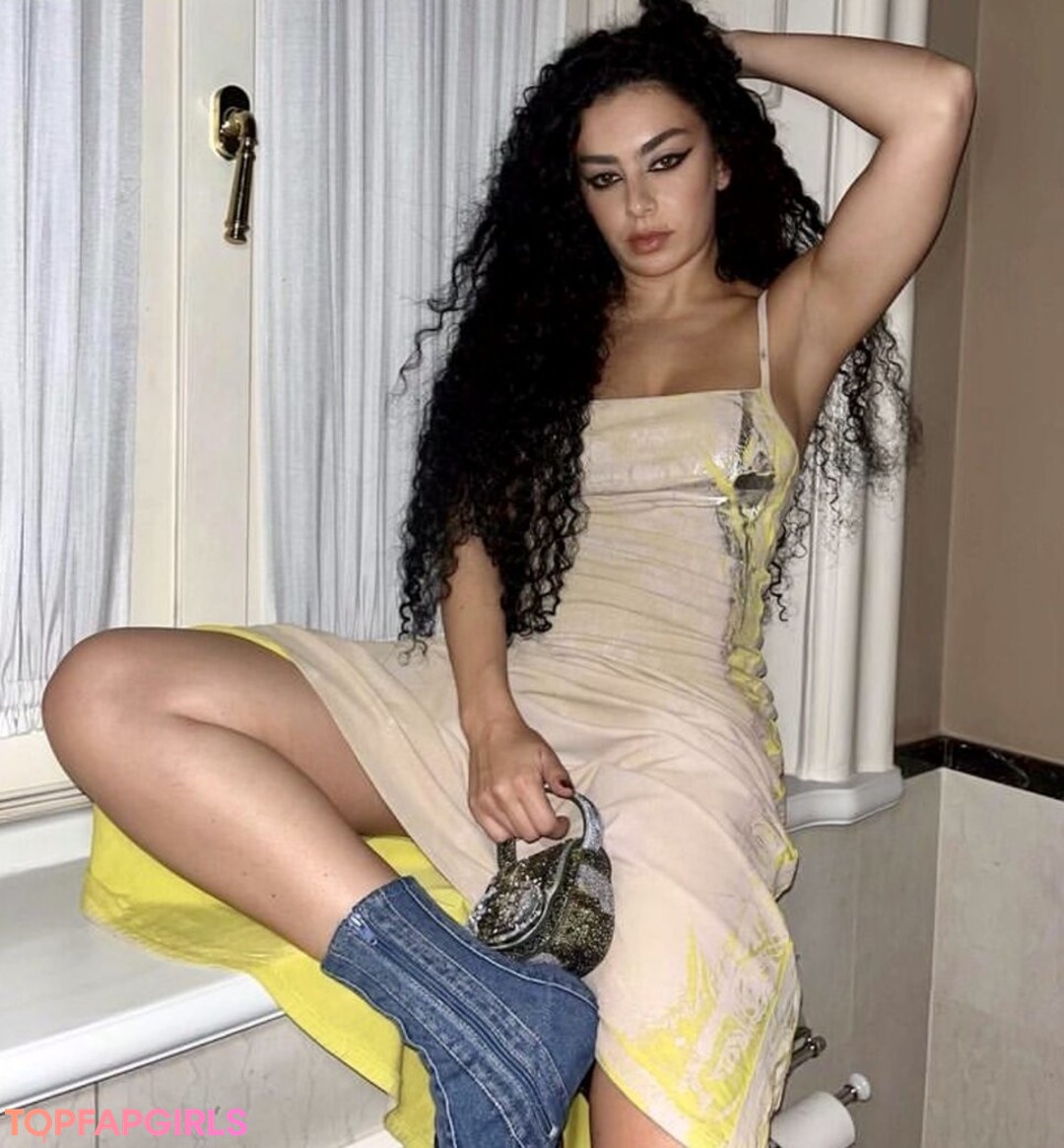 big tits cougar onlyfans erotic galleries