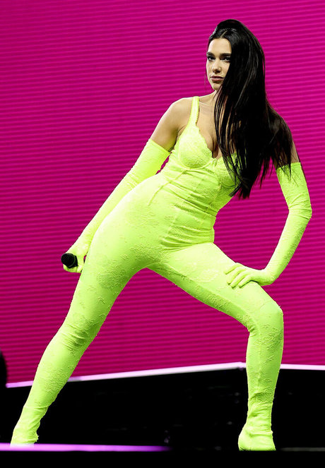 busty onlyfans porno galleries