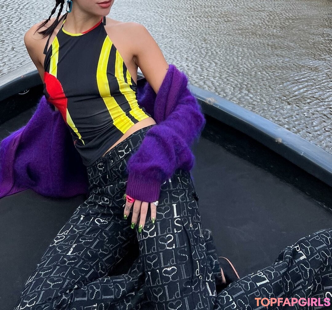 flat chested onlyfans sexy photos