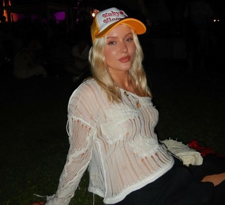 sister onlyfans free sexy image