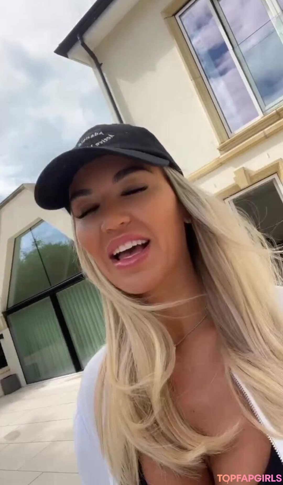 smile onlyfans beautiful galleries