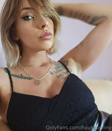 badbunnybabee pretty actress photo