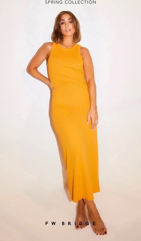 busty teen onlyfans nudes pics