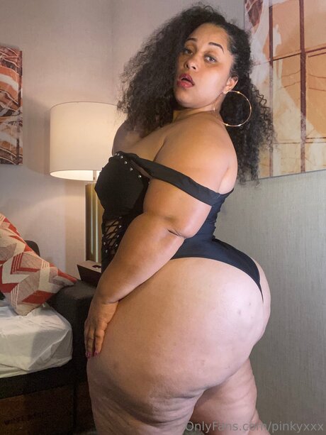 skinny blonde milf onlyfans top img