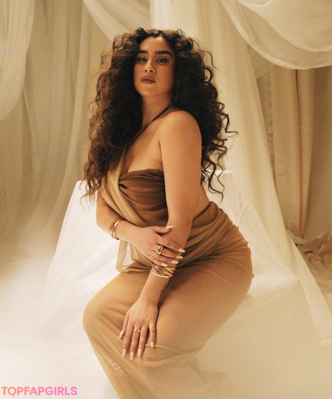 Lauren Jauregui star sex img