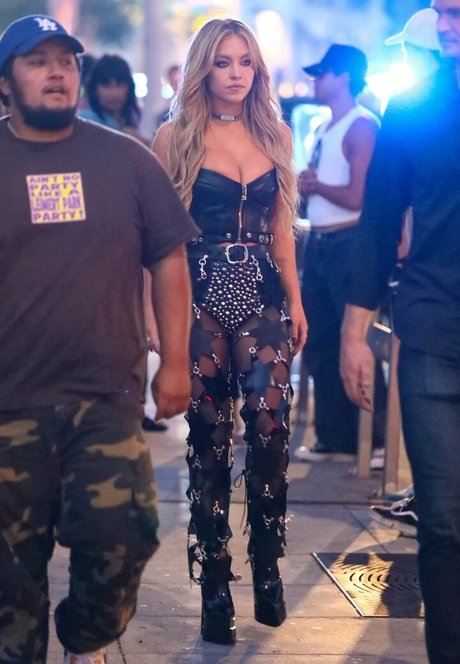 teen natural tits onlyfans perfect pictures