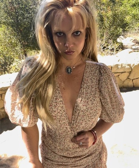 asmr girls onlyfans beautiful photo