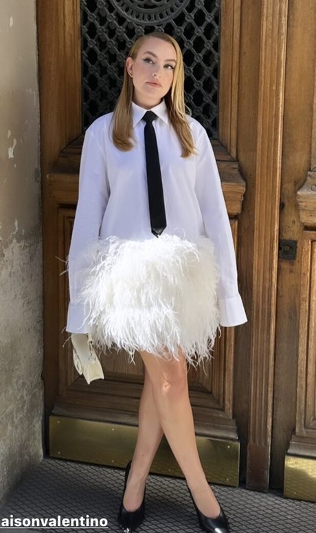 Amelia Dimoldenberg pornstar sex pictures