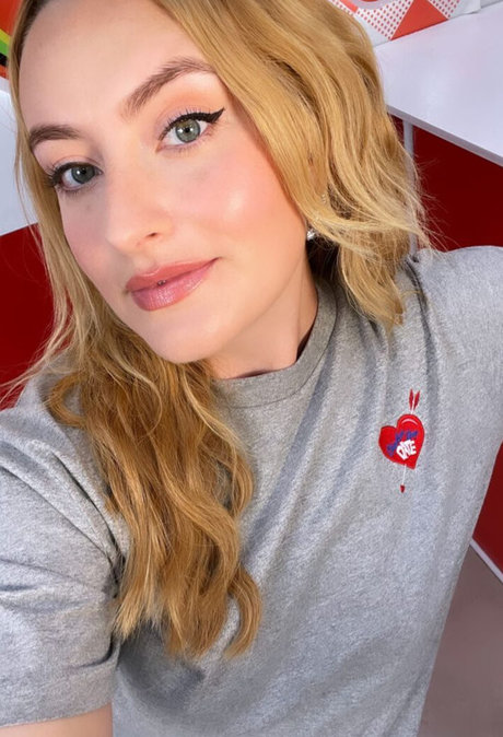 Amelia Dimoldenberg nice model galleries