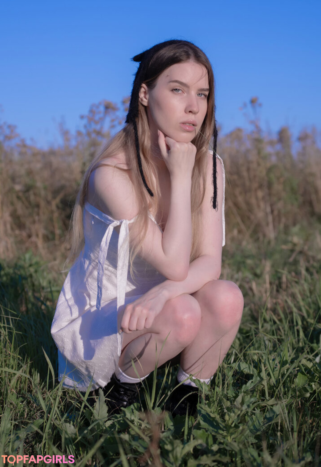 ASMR MOOD nude model pic