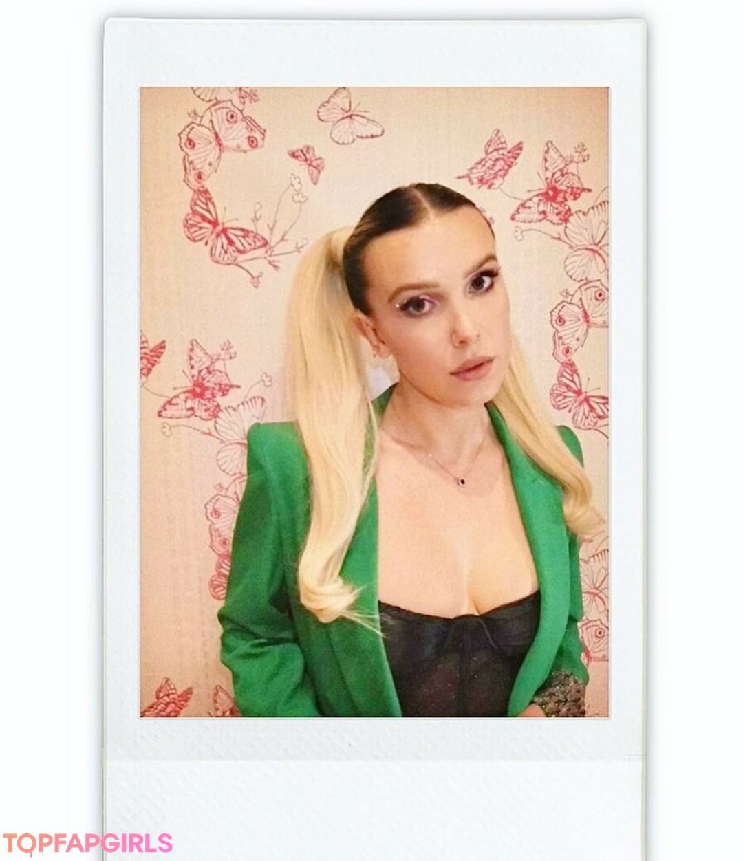 pussy spreading onlyfans pornos photo