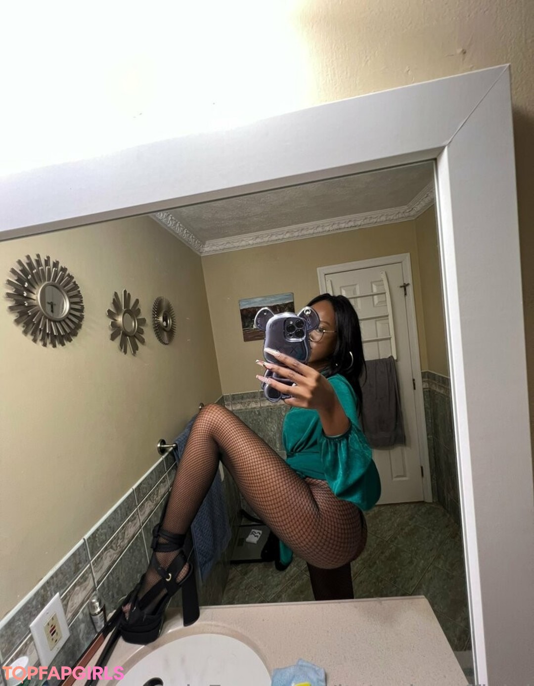 itstaylor official model hd pics