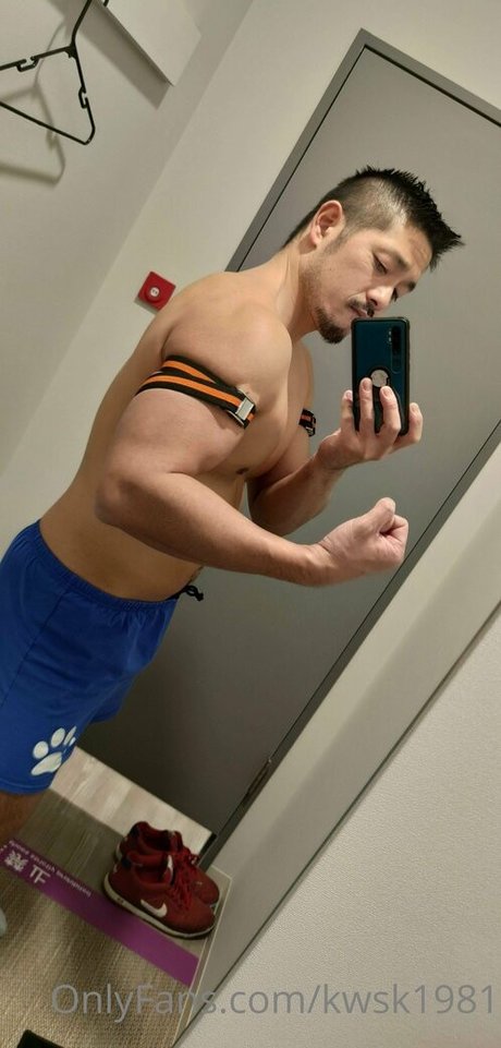 kwsk1981 pornstar nude pics