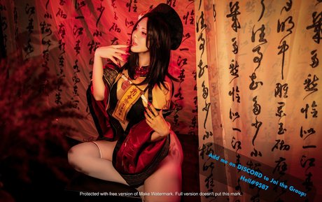 Ying Tze model perfect gallery