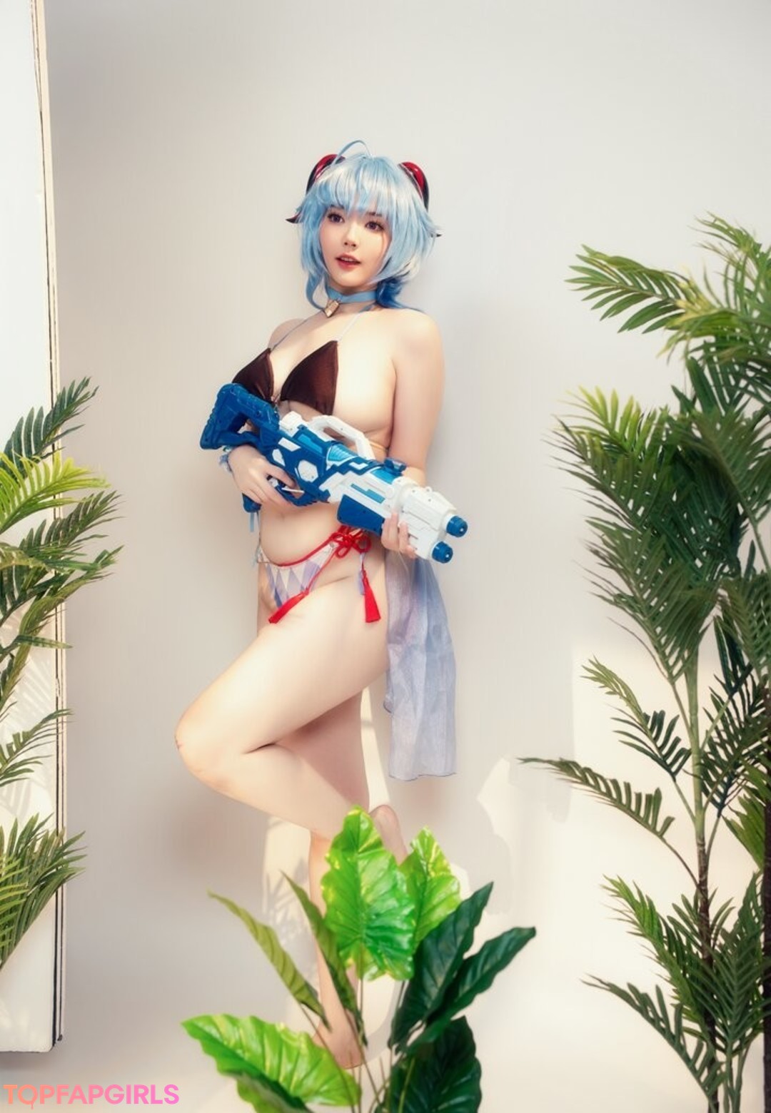 Ying Tze hot star pics
