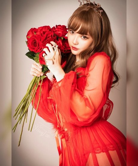 Ying Tze hot pornstar galleries