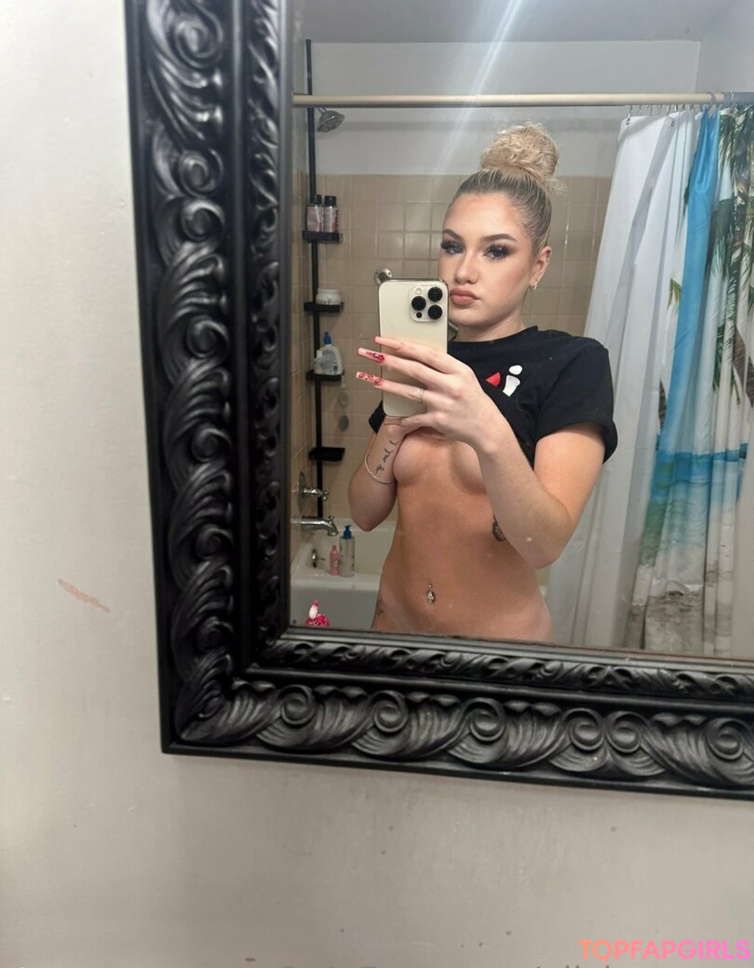 aliciamayer model naked img