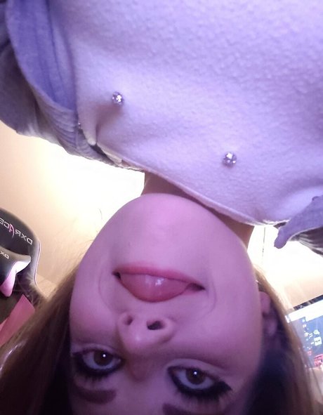 aullora nude model pic