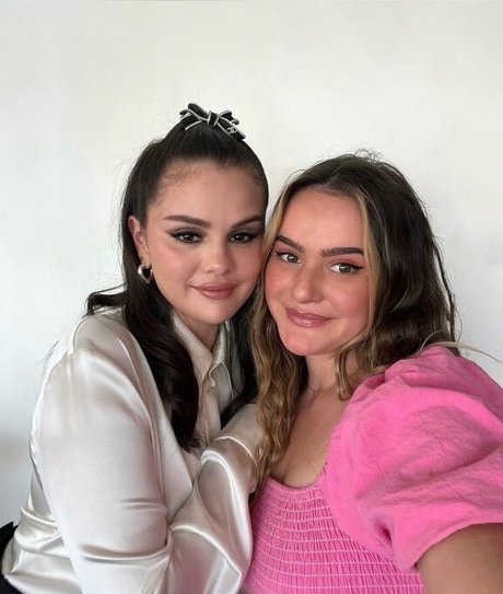 innocent onlyfans pornographic gallery