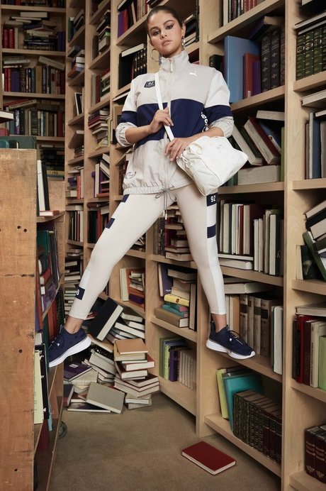 Selena Gomez pornstar pretty image