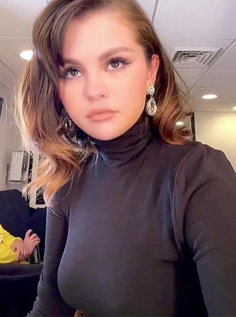 thigh high socks onlyfans best pictures