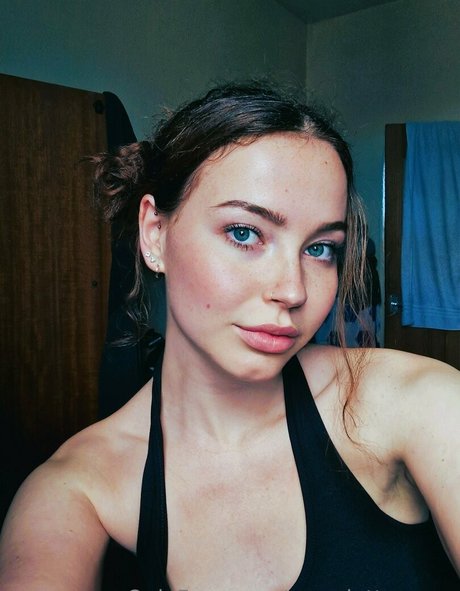 xscarlettgracex nudes model images