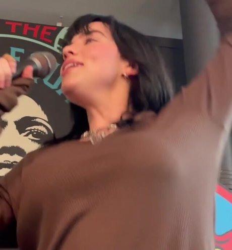 gloryhole wife onlyfans adult gallery