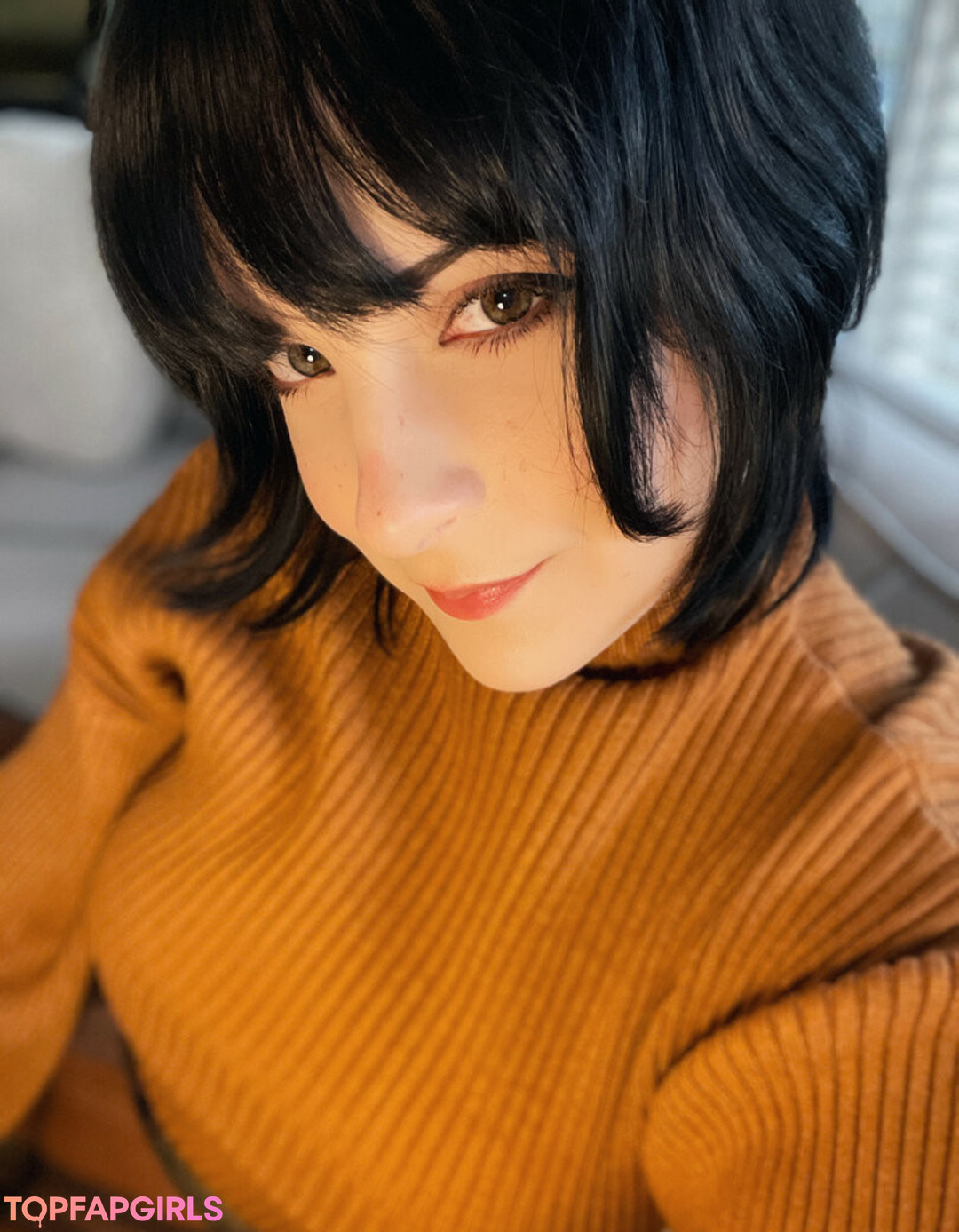 Hiso Neko model top pictures