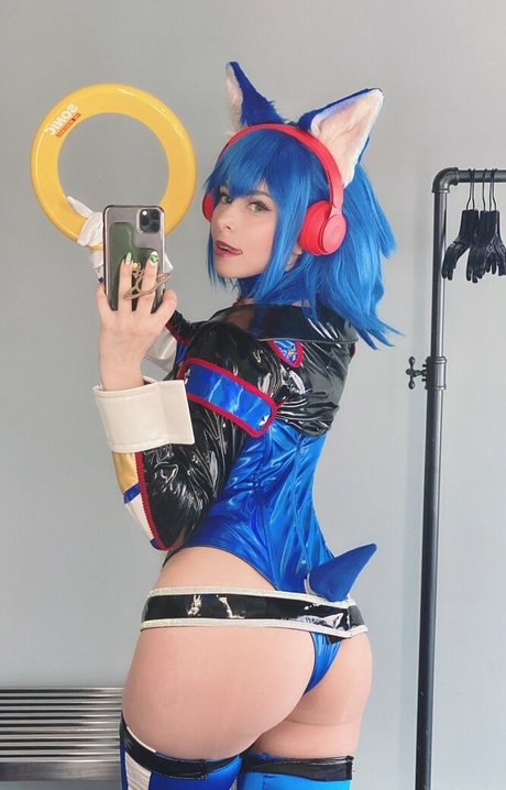 Yuriko Tiger pornstar hot img