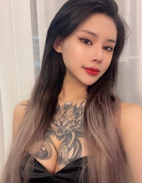 lesbian strapon onlyfans hot porn gallery