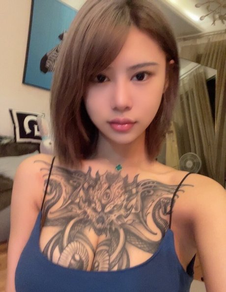 Deer white best actress pics