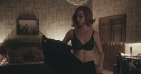 lesbian strapon onlyfans hot photos