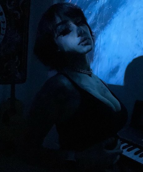 Redroomromance pornstar xxx photos