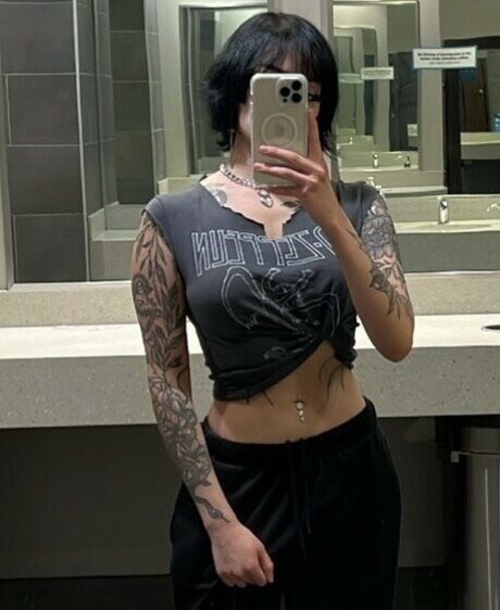 Redroomromance sexy model archive