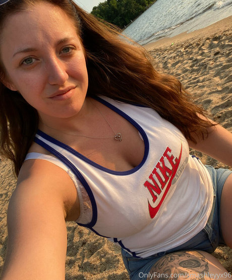 smashleyyx96 star xxx photos